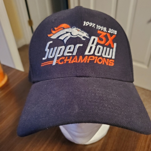 Broncos Hat - Picture 1 of 3